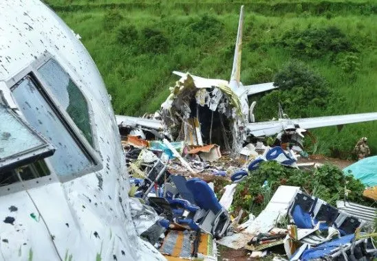 Авіакатастрофа в Індії: розпочато експертизу "чорної скриньки" літака