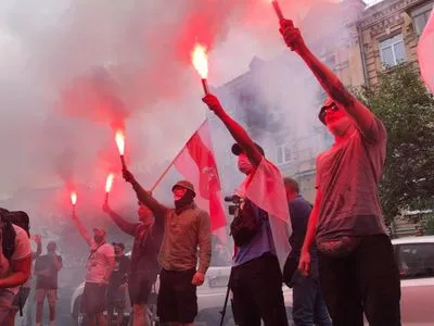 Как проходили протесты под посольством Беларуси в Киеве: фото