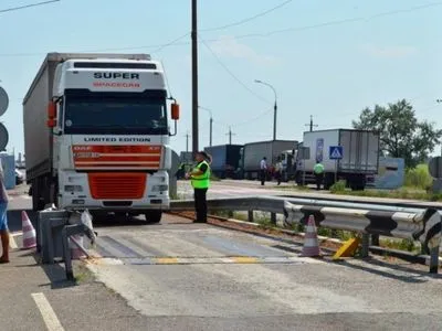 Водителям за неделю насчитали 3,4 млн грн штрафов за перегруз транспорта - Мининфраструктуры