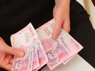 В июле в Украине профинансировали декретных выплат на более чем 490 млн гривен