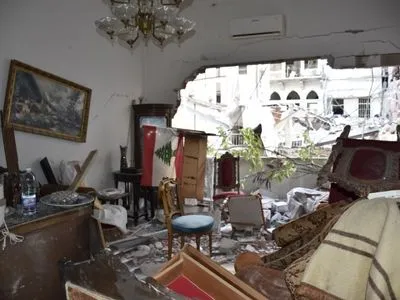 Из-за взрыва в порту Бейрута повреждены 8 тысяч зданий