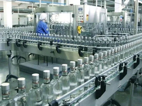 Кабмин планирует приватизировать заводы, входящие в концерн "Укрспирт"