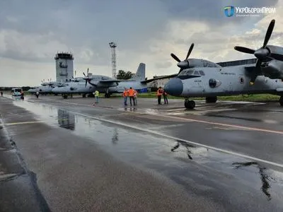 Украина отремонтирует три самолета ВВС Шри-Ланки