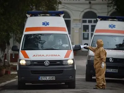 Пандемія: у Румунії продовжили "режим тривоги" через стрімке збільшення кількості хворих COVID-19