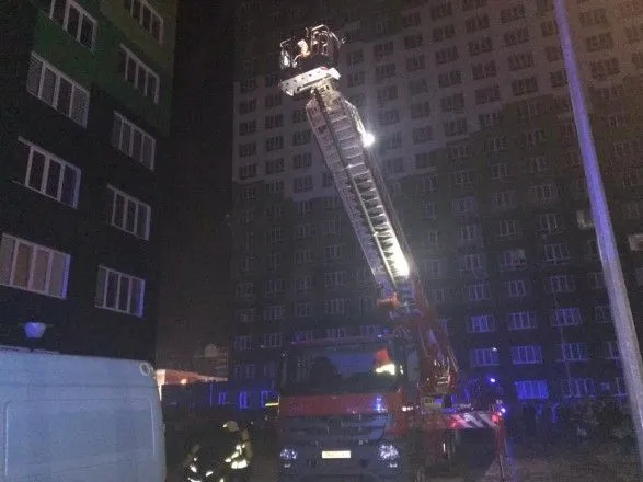 В Одесі через пожежу у 20-поверховому будинку евакуювали людей