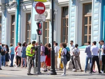 На акции у посольства Беларуси в Москве задержали человека