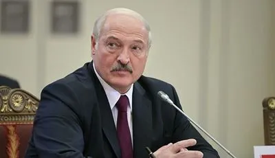 Лукашенко: загубите первого президента - будете как в Украине на коленях стоять