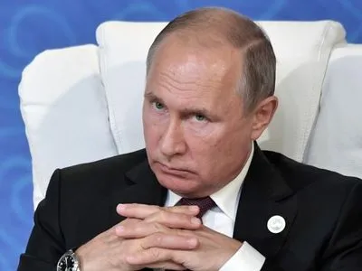 Путін проінформував Лукашенко про переговори з Меркель і Макроном
