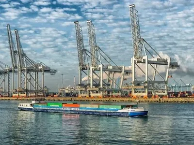 Успешность концессии портов Украины объяснили "политической волей Зеленского"