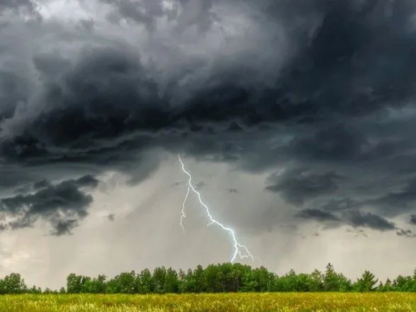 В Украине до конца суток прогнозируют ухудшение погодных условий