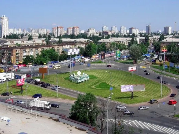 В Киеве за сутки коронавирус обнаружили у 227 человек, больше всего случаев - на Дарнице
