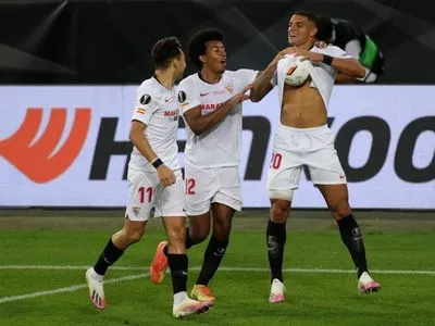 Шестой трофей: "Севилья" победила "Интер" в финале Лиги Европы