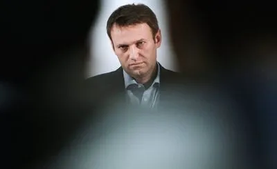 Отруєння Навального: лікарі відмовили у транспортуванні опозиціонера за кордон