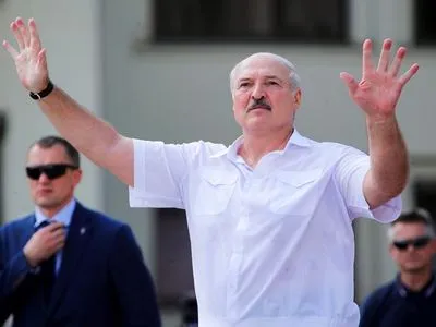 Лукашенко про протести у Білорусі: все йде за планом "кольорових революцій"