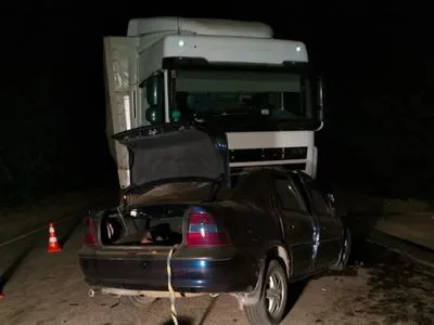 На Миколаївщині лобове зіткнення легковика Opel із вантажівкою DAF - двоє загиблих