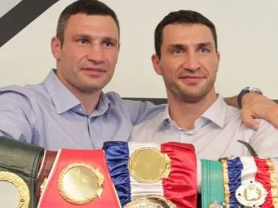 Двое украинский вошли в десятку лучших боксеров "хэвивейта" по мощности нокаутов