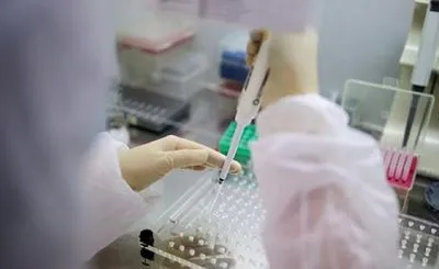 МОЗ хоче спростити закупівлю ІФА-тестів на "ковід" і вакцин від грипу