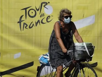 Попри пандемію: у Ніцці стартувала велогонка “Тур де Франс”