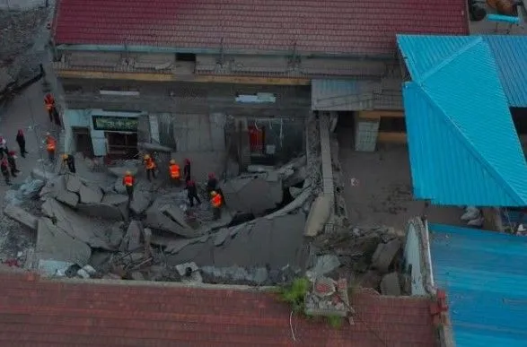 Число погибших при обрушении здания в КНР выросло до 29