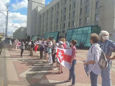 Протести у Білорусі: силовики затримали координатора страйкому БДУ
