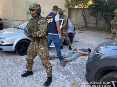 В Харькове задержали банду вымогателей, угрожавших убить ребенка