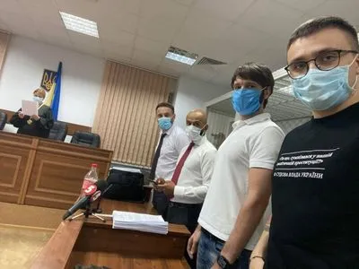 Справа Стерненка: на активіста спробували напасти перед початком суду в Одесі