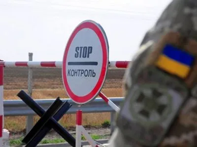 Пограничники в течение выходных пропустили в Украину несколько тысяч иностранцев