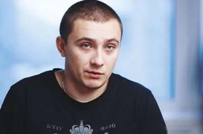 Правоохранители составили админпротокол на нападающего у суда в Одессе