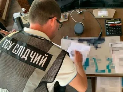 У двох українських портах викрили мільйонні махінації на послугах із буксирування