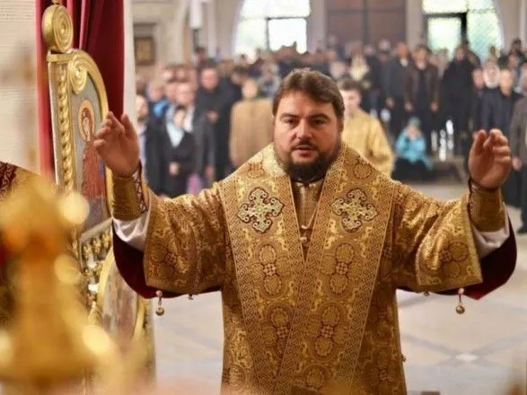 У митрополита Александра Драбинко обнаружили COVID-19