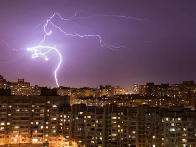 Вночі 4 вересня у Києві очікується гроза – Укргідрометцентр