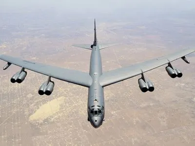 Військові літаки ВПС США Boeіng B-52 вперше увійшли в повітряний простір України