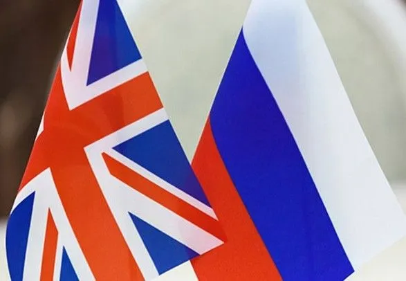 МИД Великобритании вызвал посла России из-за отравления Навального