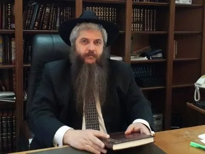 Головний рабин України закликав хасидів, які приїхали святкувати Рош га-Шана, пройти тест на COVID-19