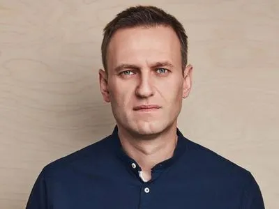 Навального вивели зі штучної коми