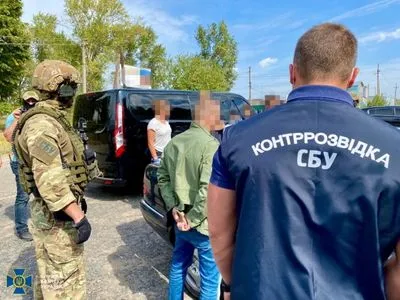 Харьковчанина поймали на "продаже" россиянину украинского гражданства