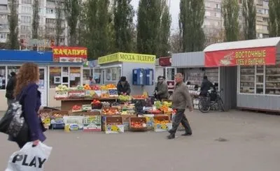 Из незаконных МАФов в Киеве ежедневно собирают дань по 200-300 грн - депутат КГС