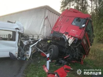 Трагическое ДТП с шестью погибшими в Киевской области: водителя грузовика арестовали