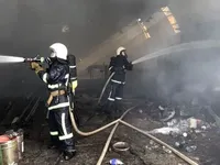 В Хмельницком горел промышленный ангар