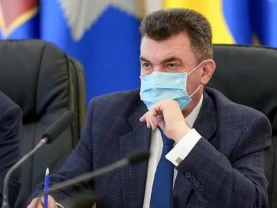 Данилов заявил об "аномальных процессах" с изменением места голосования в некоторых регионах