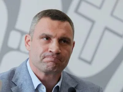 Политолог: 73% киевлян оценивают работу Кличко “на тройку”
