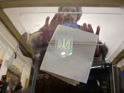 Около 100 тыс. украинцев воспользовались правом изменения избирательного адреса - ЦИК