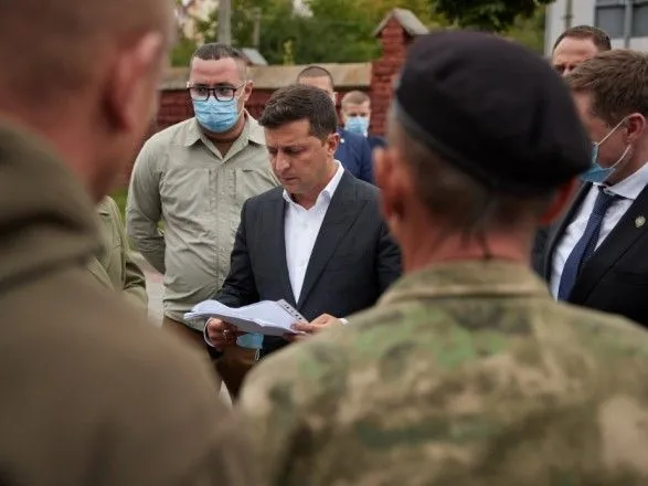 Зеленский во Львове пообщался с родными и близкими погибших воинов АТО/ООС