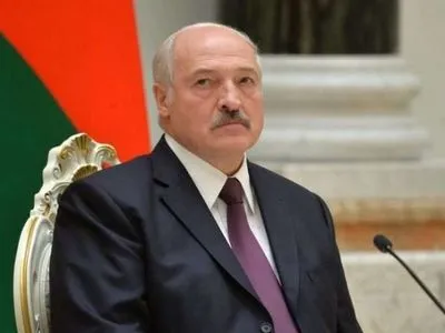 Не дайте розв'язатися війні: Лукашенко закликав народи Литви, Польщі та України зупинити "своїх божевільних політиків"