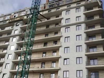 Забудовник через ОСББ розпродує спільну власність мешканців одеської багатоповерхівки