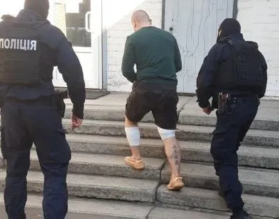 Суд арестовал подозреваемых в двойном убийстве в Никополе