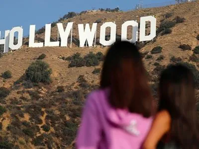 В Голливуде построят алкогольный отель со "спиртным" фонтаном