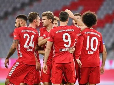 "Бавария" забила восемь голов и одержала сокрушительную победу на старте Бундеслиги