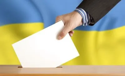 У украинцев постепенно растут позитивные ожидания от местных выборов - социология