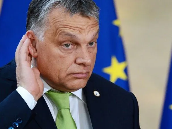 Прем'єр Угорщини Орбан вважає, що ЄС повинен переглянути санкції проти Росії